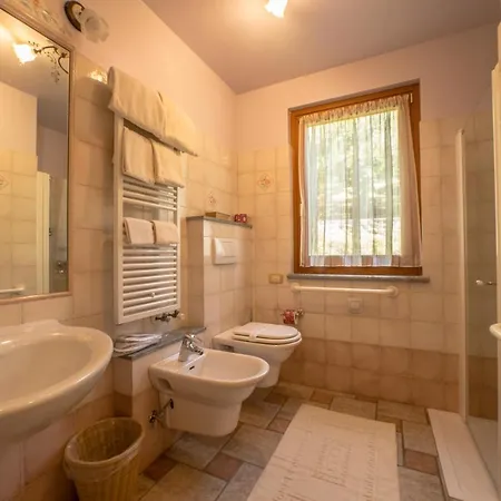 Lo Fleyé Hotel Saint-Pierre