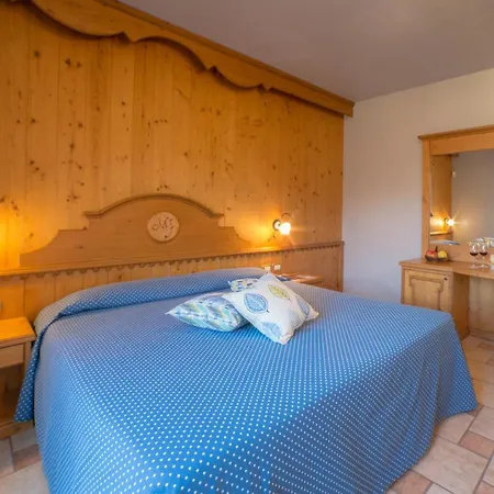 Hotel Lo Fleyé Saint-Pierre
