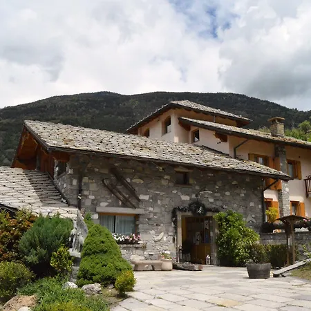 Lo Fleye Hotel 3*