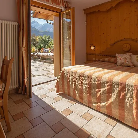 Lo Fleyé Hotel
