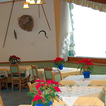 Lo Fleye Hotel 3*