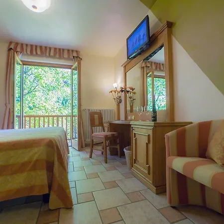Hotel Lo Fleye Saint-Pierre